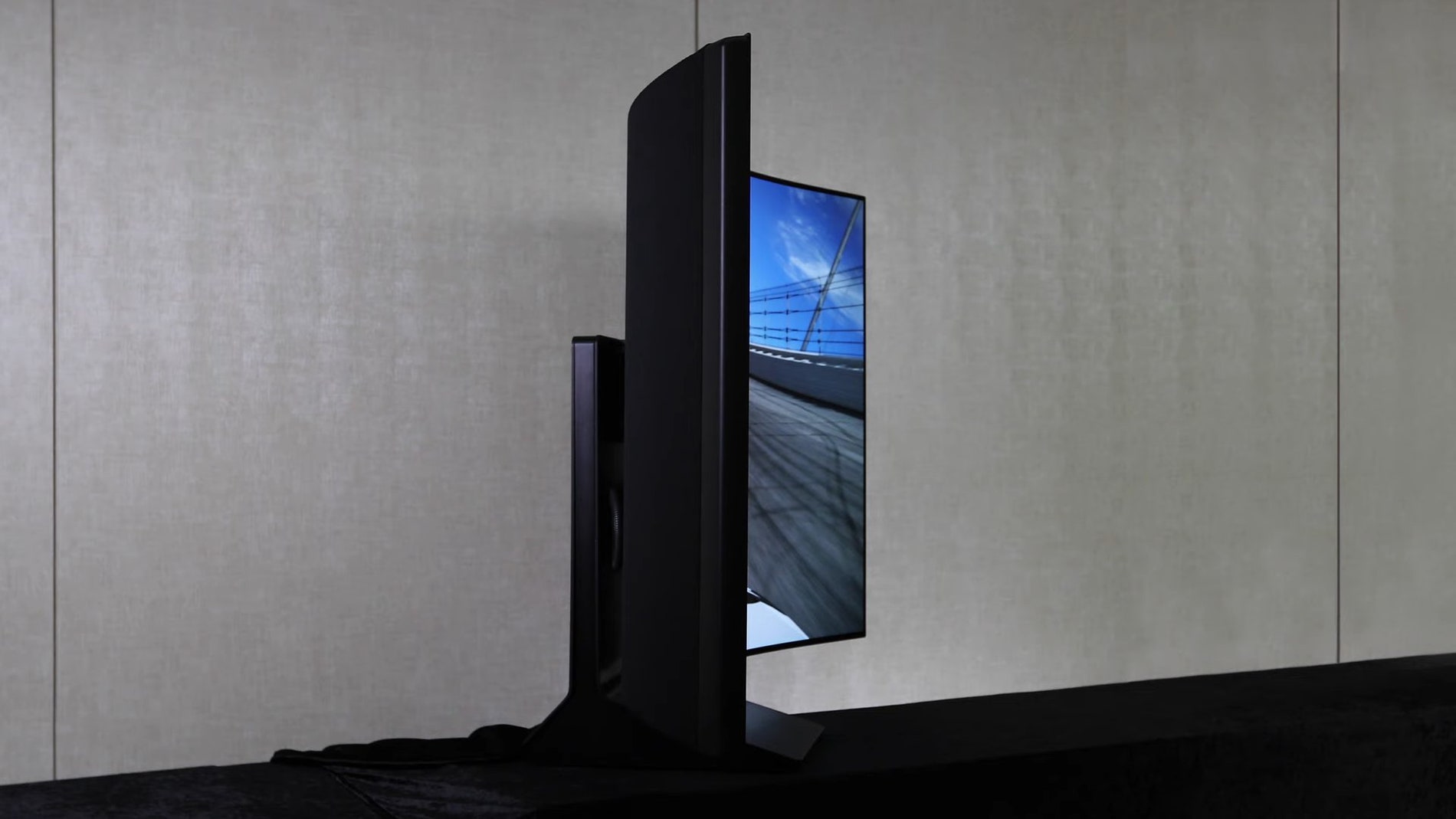 LG presenta una Smart TV OLED plegable con pantalla de 65 pulgadas