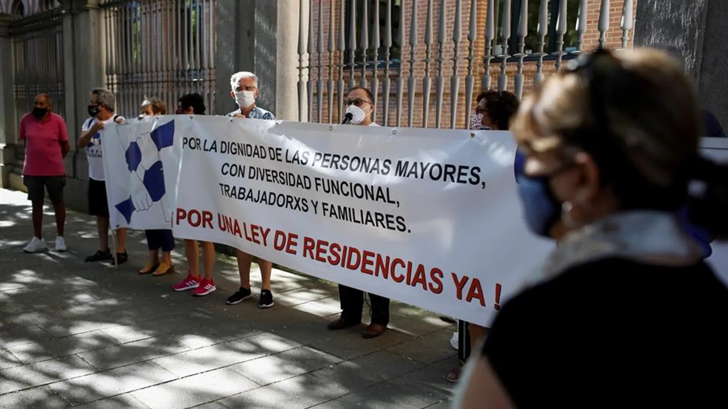 Concentración de la Marea de Residencias en Madrid Concentración de la Marea de Residencias en Madrid