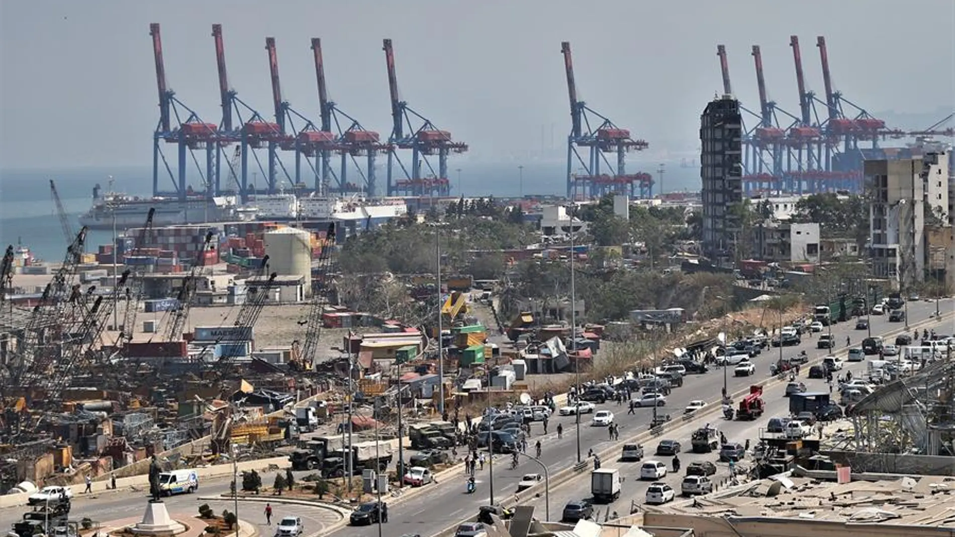 Vista general del puerto de Beirut.