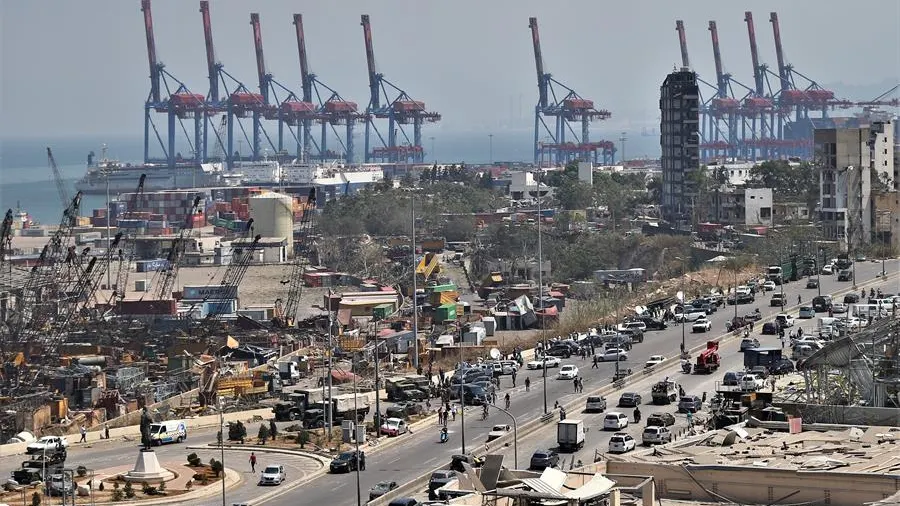 Vista general del puerto de Beirut.