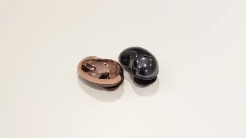 Samsung Galaxy Buds Live Auriculares Samsung Galaxy Buds Live por arriba