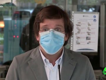 El día que Martínez Almeida "se contestó a sí mismo" al intentar defender las caceroladas de Núñez de Balboa El día que Martínez Almeida "se contestó a sí mismo" al intentar defender las caceroladas de Núñez de Balboa