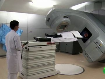 Tratar con radioterapia a pacientes con coronavirus ya es posible: "El riesgo es mínimo en comparación al beneficio" Tratar con radioterapia a pacientes con coronavirus ya es posible: "El riesgo es mínimo en comparación al beneficio"