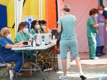 Carpa habilitada en Terraza para realizar pruebas para detectar casos positivos de coronavirus Carpa habilitada en Terraza para realizar pruebas para detectar casos positivos de coronavirus
