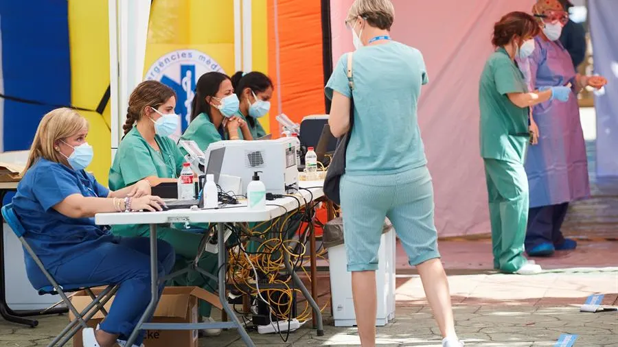 Carpa habilitada en Terraza para realizar pruebas para detectar casos positivos de coronavirus