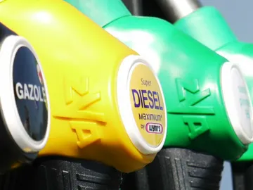 ¿Ahorrar en combustible? Con estos cinco coches es posible ¿Ahorrar en combustible? Con estos cinco coches es posible
