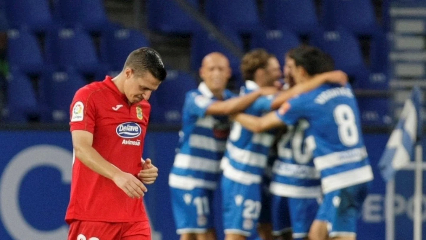 El Deportivo celebra ante el Fuenlabrada El Deportivo celebra ante el Fuenlabrada