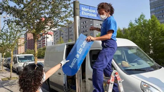El Ayuntamiento de Vitoria retira el nombre de la avenida Juan Carlos I El Ayuntamiento de Vitoria retira el nombre de la avenida Juan Carlos I