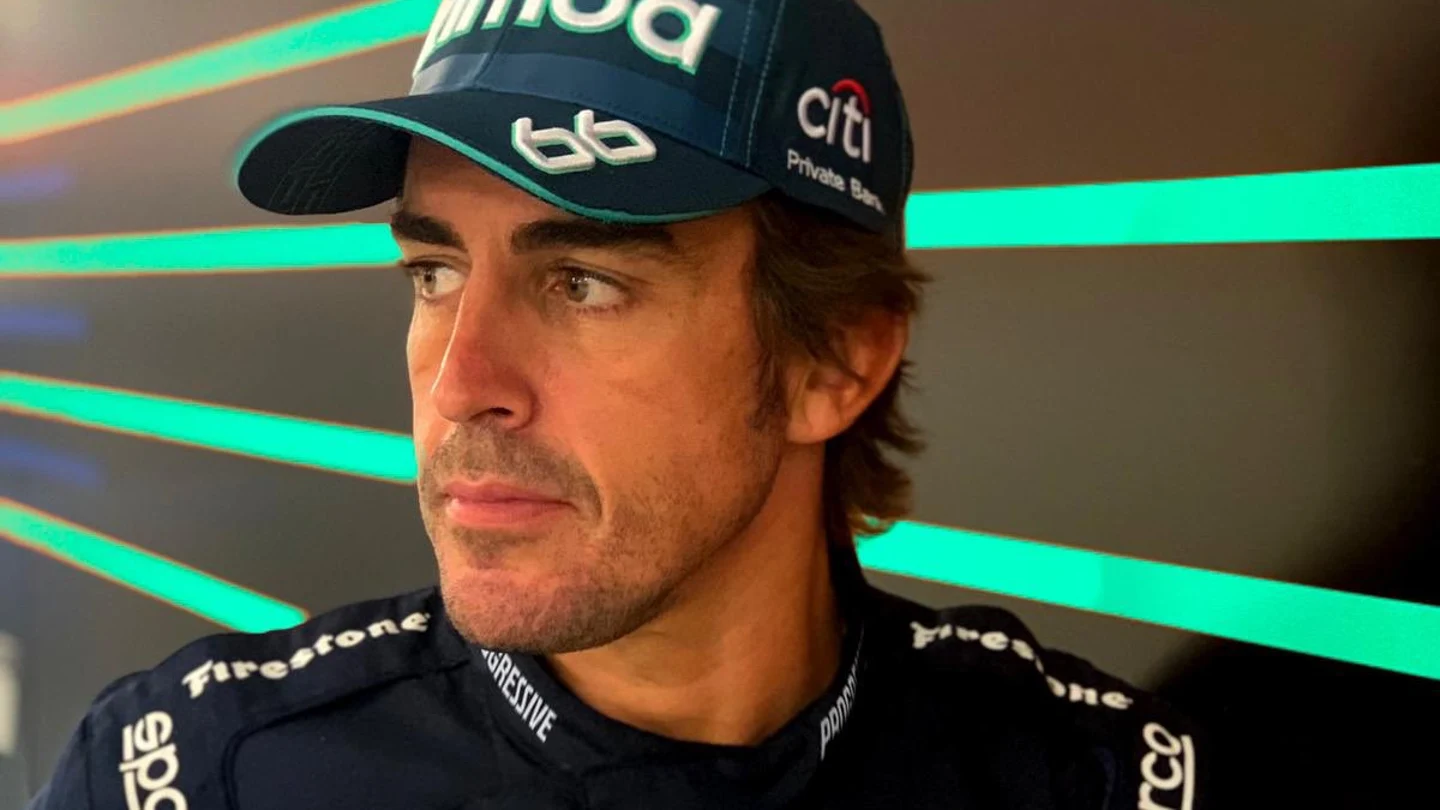 Fernando Alonso, con el mono de las 500 Millas Fernando Alonso, con el mono de las 500 Millas