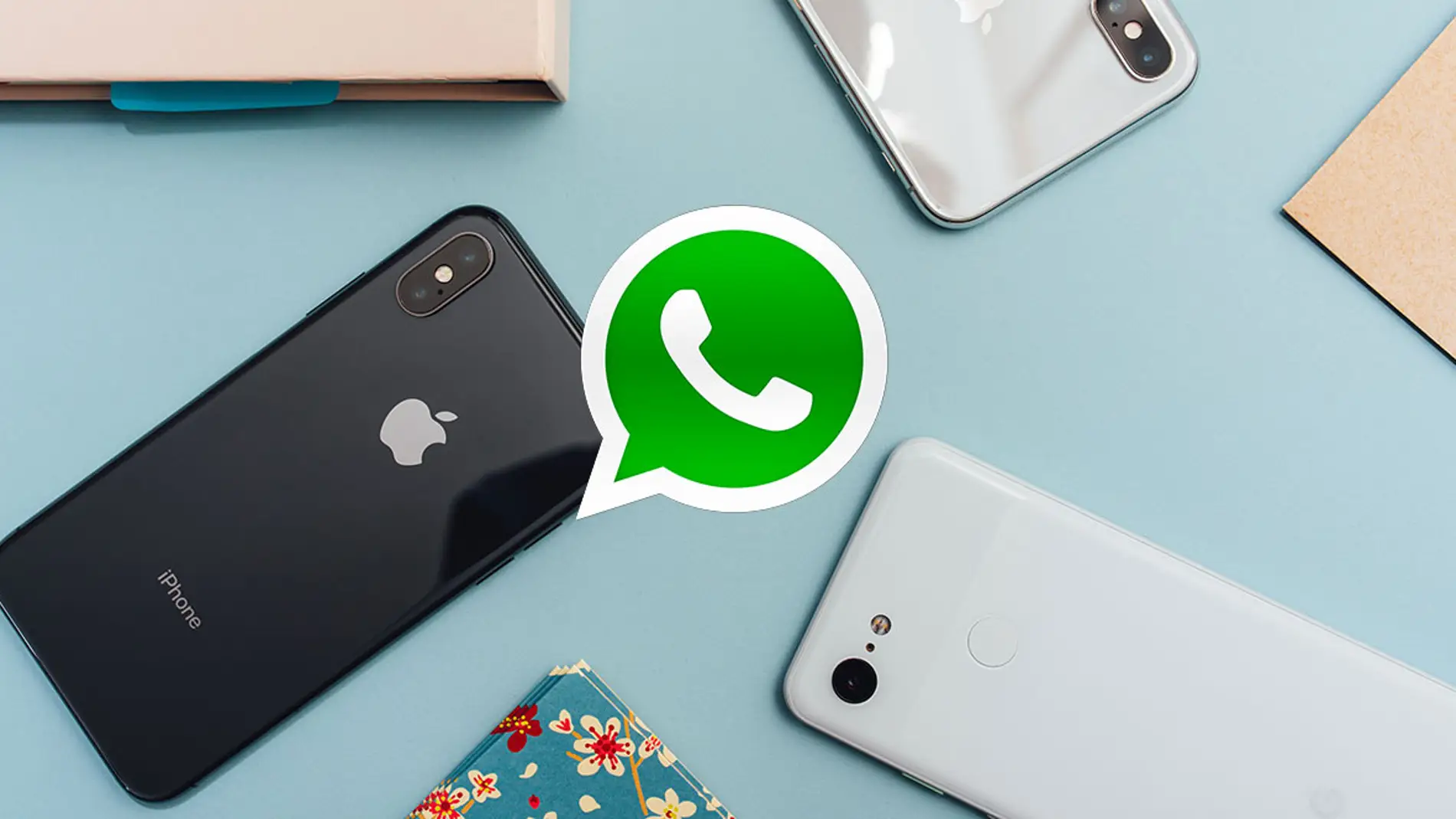 WhatsApp, un iPhone y un Google Pixel