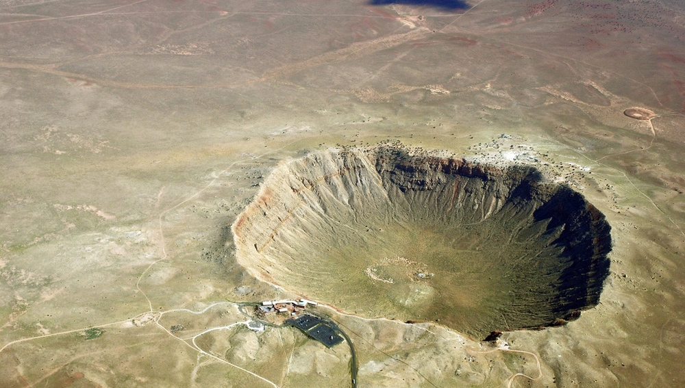 El cráter Barringer (Arizona, Estados Unidos), el primero en ser identificado.
