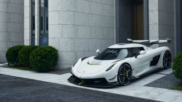 El Jesko tiene un increíble motor de 1600 caballos de potencia