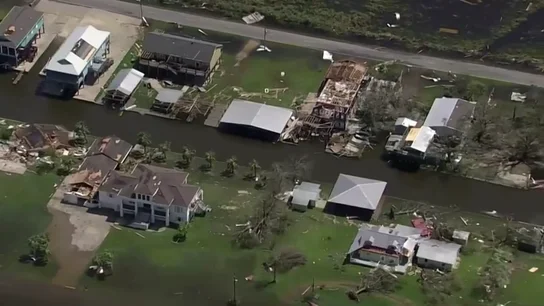 El rastro de destrucción del huracán Laura, a vista de satélite El rastro de destrucción del huracán Laura, a vista de satélite