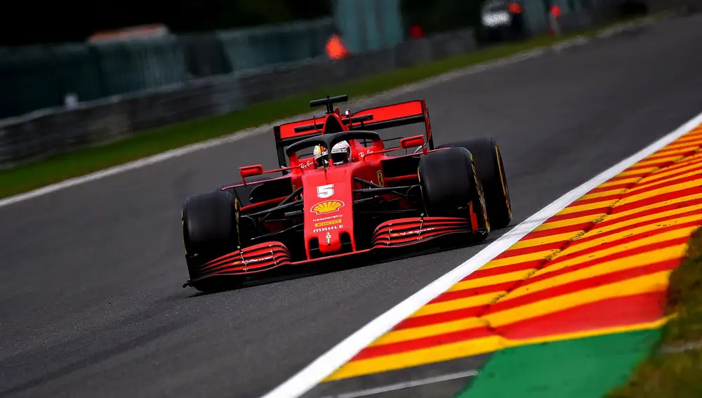 Los Ferrari parece que tendrán un fin de semana complicado por delante