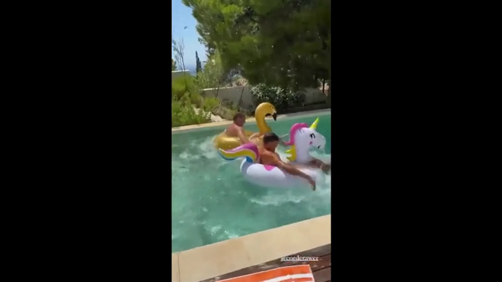 La divertida carrera de Marcos Llorente en una piscina: ¿hizo trampas?