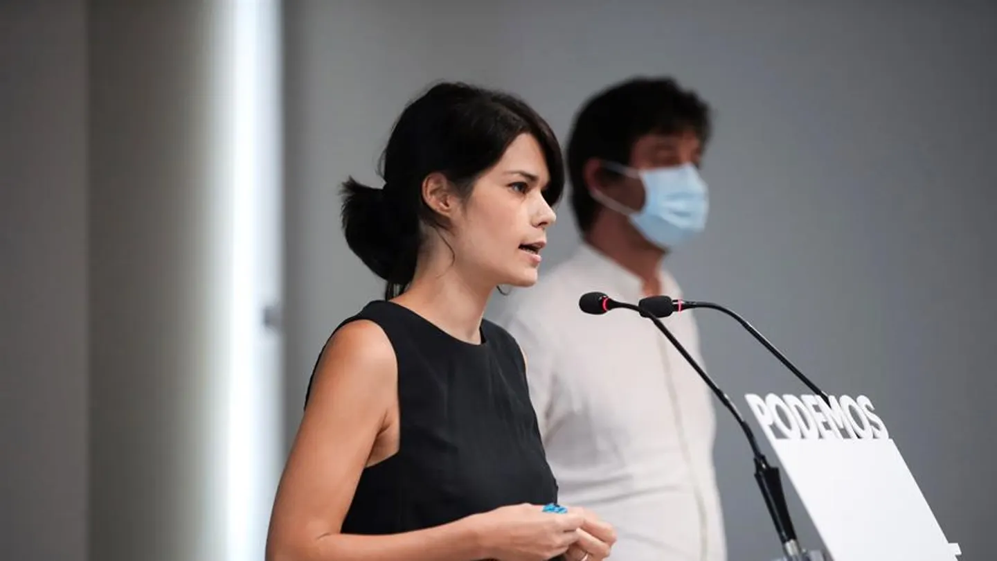 Isa Serra, portavoz de Unidas Podemos, durante una rueda de prensa. Isa Serra, portavoz de Unidas Podemos, durante una rueda de prensa.