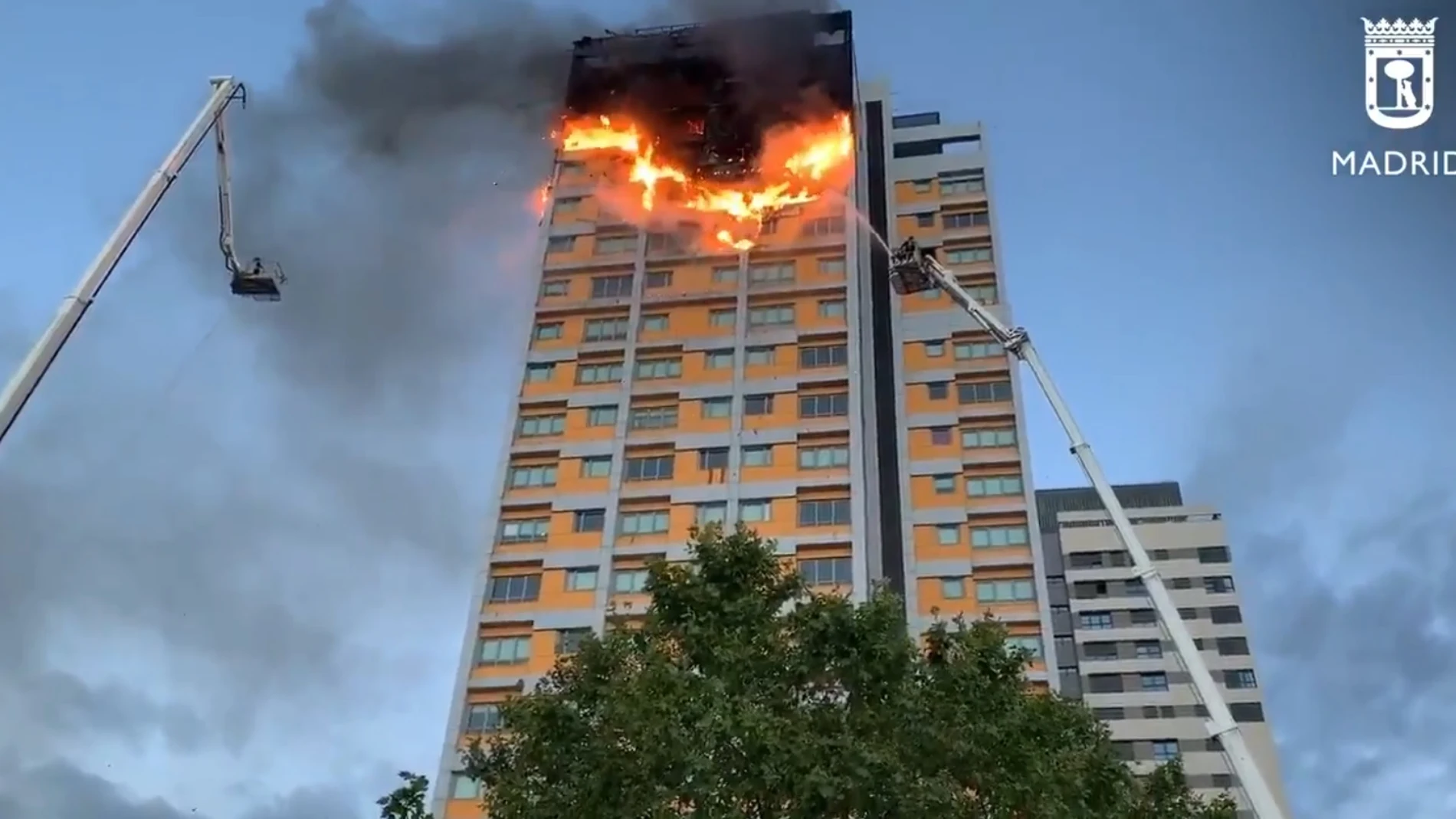 Incendio en una torre de Madrid