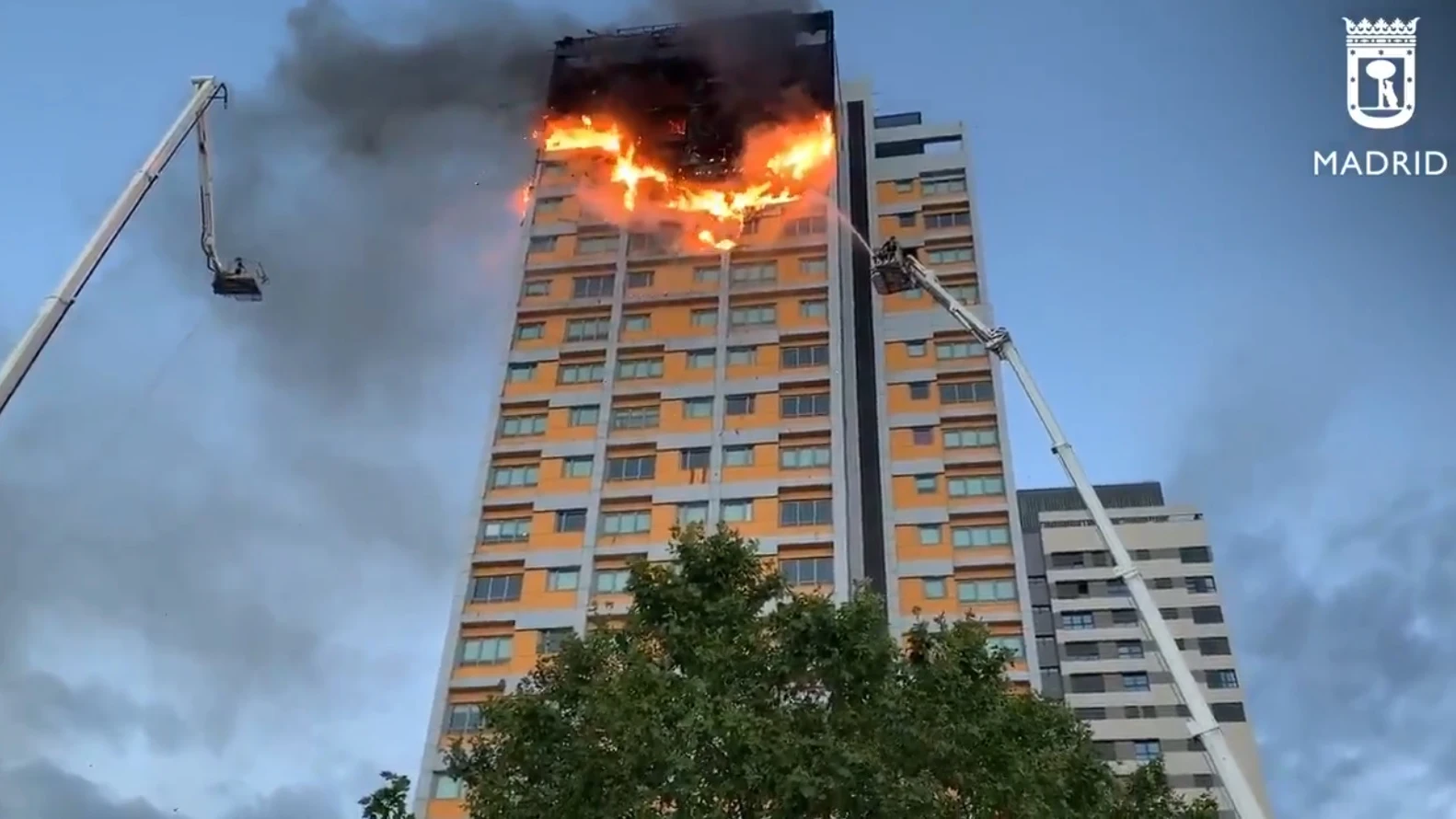 Incendio en una torre de Madrid