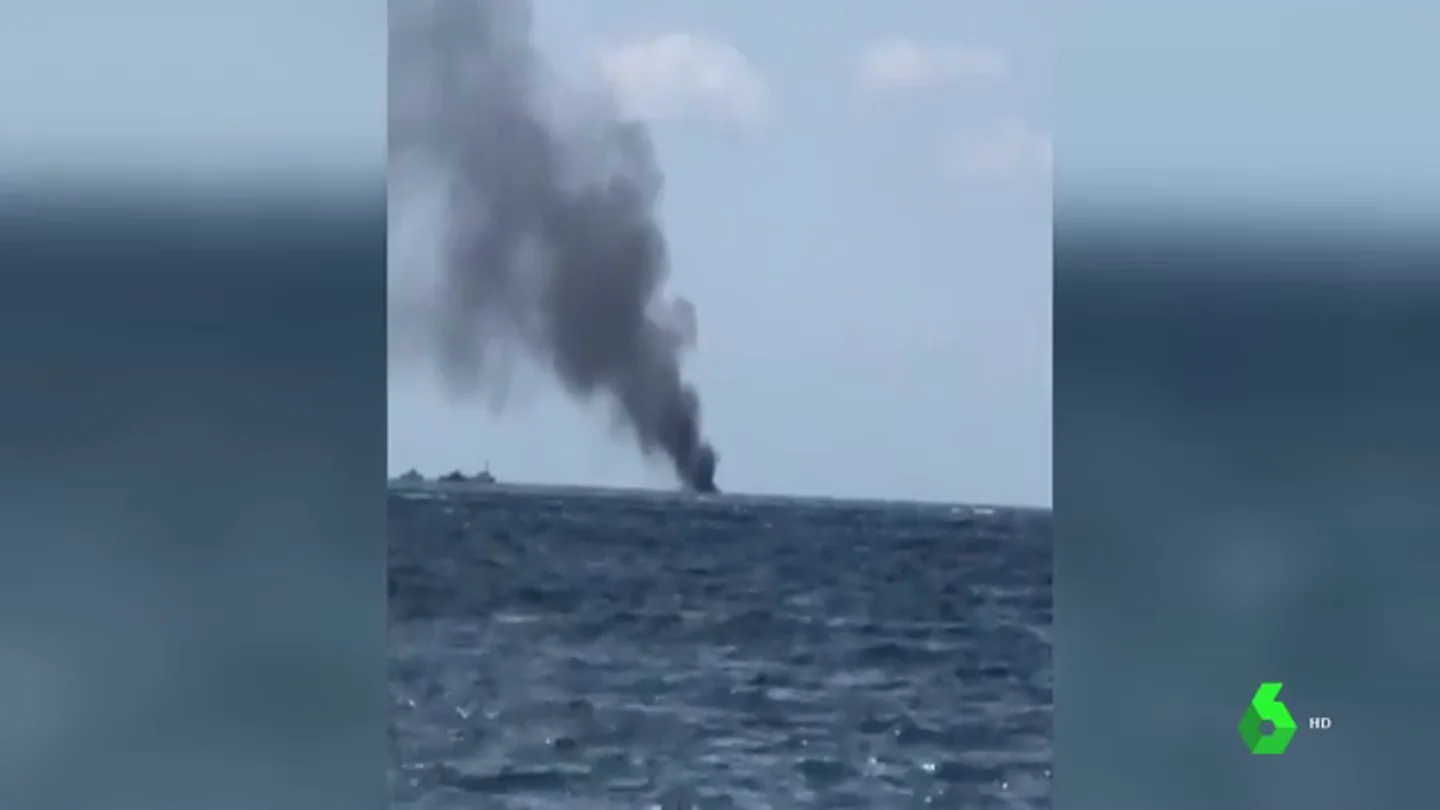 Imagen del momento en el que se ha producido una explosión en una embarcación en Italia Imagen del momento en el que se ha producido una explosión en una embarcación en Italia