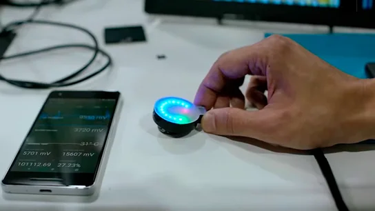 Así es Neuralink: el chip cerebral de Elon Musk con el que se podrían almacenar nuestros recuerdos Neuralink, Elon Musk, chip guardar recuerdos