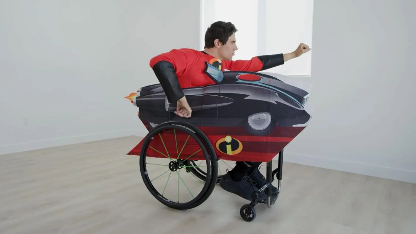 Disney lanza disfraces para personas en silla de ruedas Disney lanza disfraces para personas en silla de ruedas