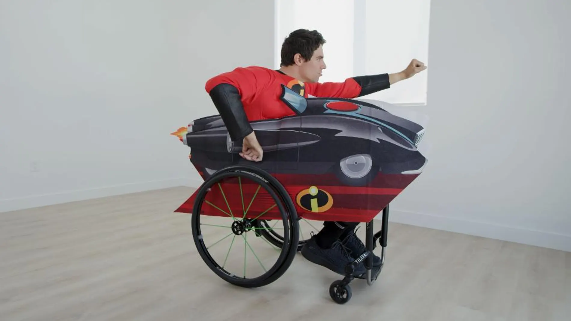 Disney lanza disfraces para personas en silla de ruedas