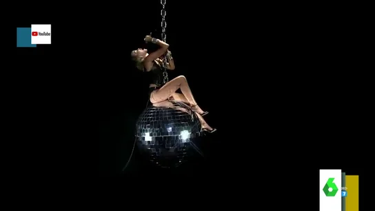 Lady Gaga y Miley Cyrus triunfan en los VMA: así fueron sus espectaculares actuaciones Lady Gaga y Miley Cyrus triunfan en los VMA: así fueron sus espectaculares actuaciones