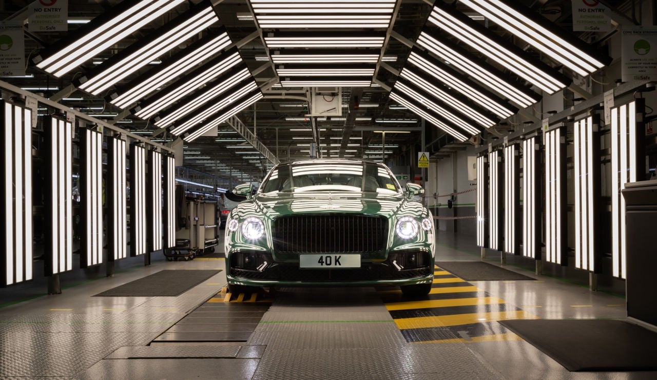 El Bentley Flying Spur 40.000 ha terminado su ensamblaje y ya va para su dueño
