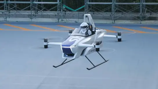 El coche volador ya no es ciencia ficción: así es el primero pilotado con éxito El coche volador ya no es ciencia ficción: así es el primero pilotado con éxito