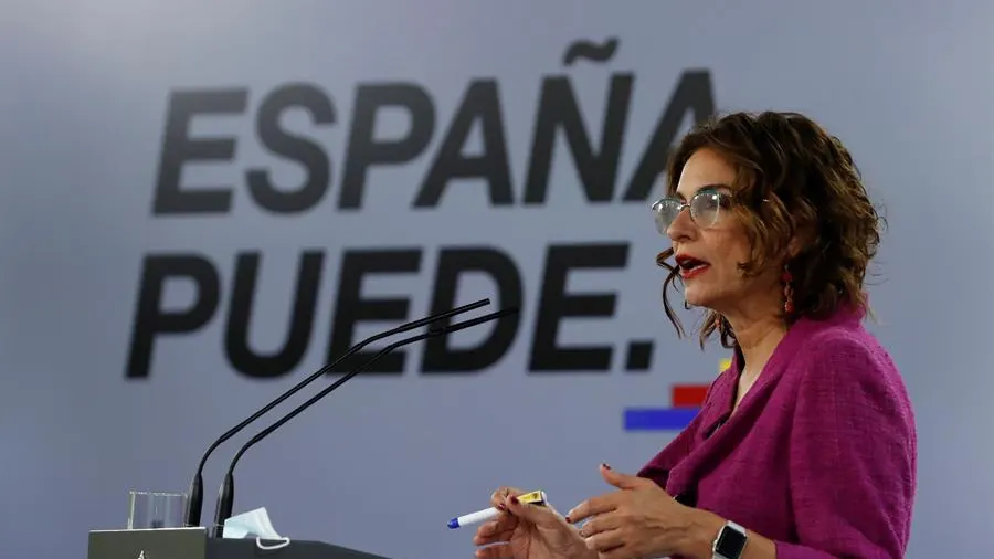 María Jesús Montero: "La reunión con ERC ha sido francamente postiiva, ojalá lleguemos a un proyecto de presupuestos"