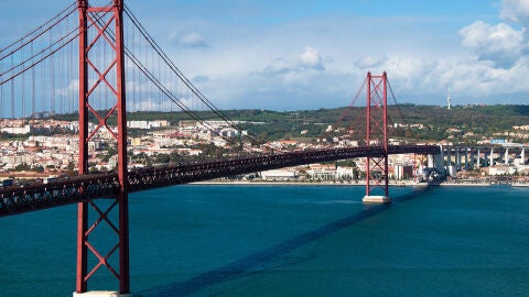 Ponte 25 de Abril