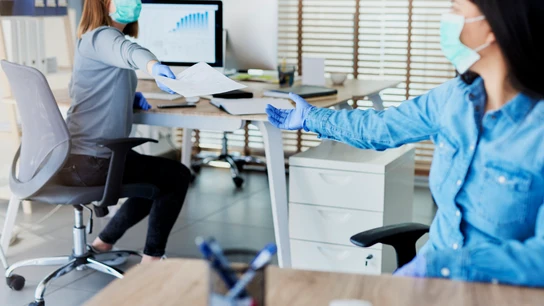 Oficina en la era Covid Oficina en la era Covid
