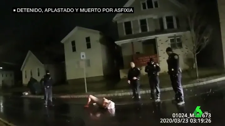  Muere por asfixia un hombre negro después de que la Policía le colocara una bolsa en la cabeza