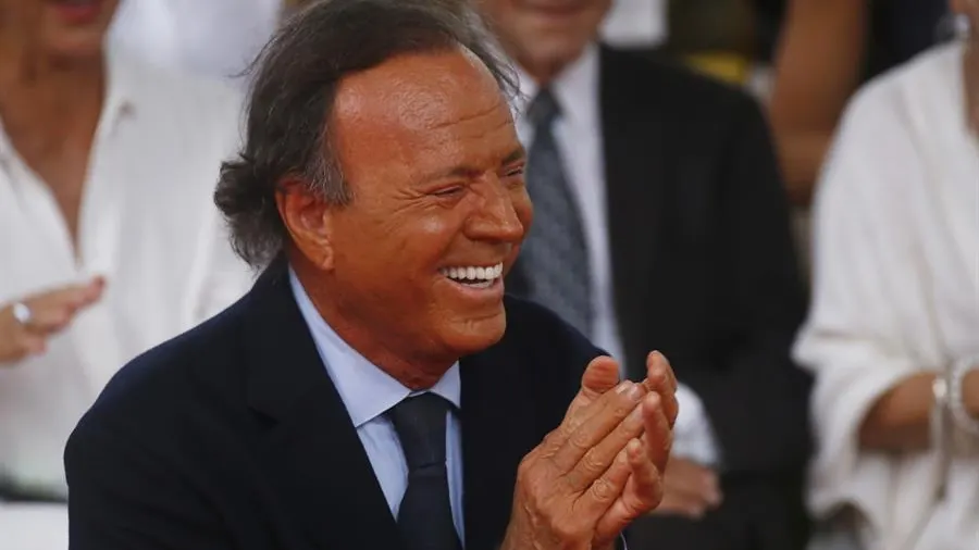 Julio Iglesias