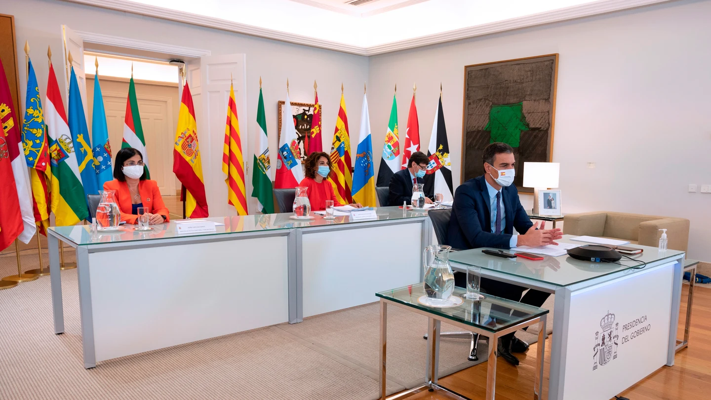 El presidente del Gobierno, Pedro Sánchez, durante una reunión con la Conferencia de Presidentes Autonómicos. El presidente del Gobierno, Pedro Sánchez, durante la reunión con la Conferencia de Presidentes Autonómicos.