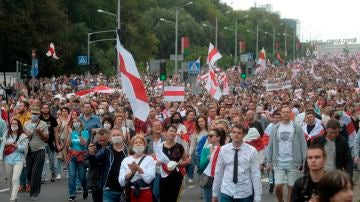 Manifestación de protesta en Minsk contra los resultados de las elecciones presidenciales
