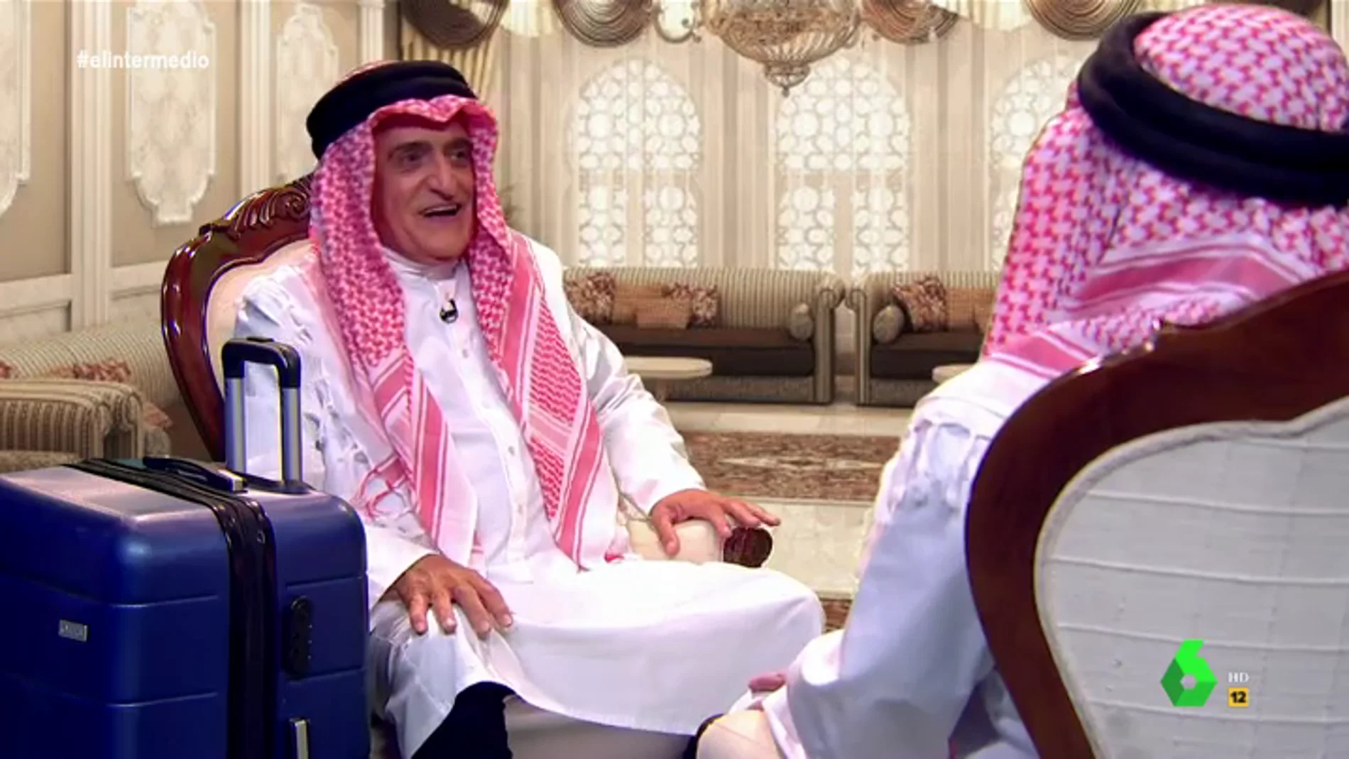 La intima 'conversación' entre Wyoming y el rey Juan Carlos en Abu Dhabi: "¿Qué es eso de trabajar?"