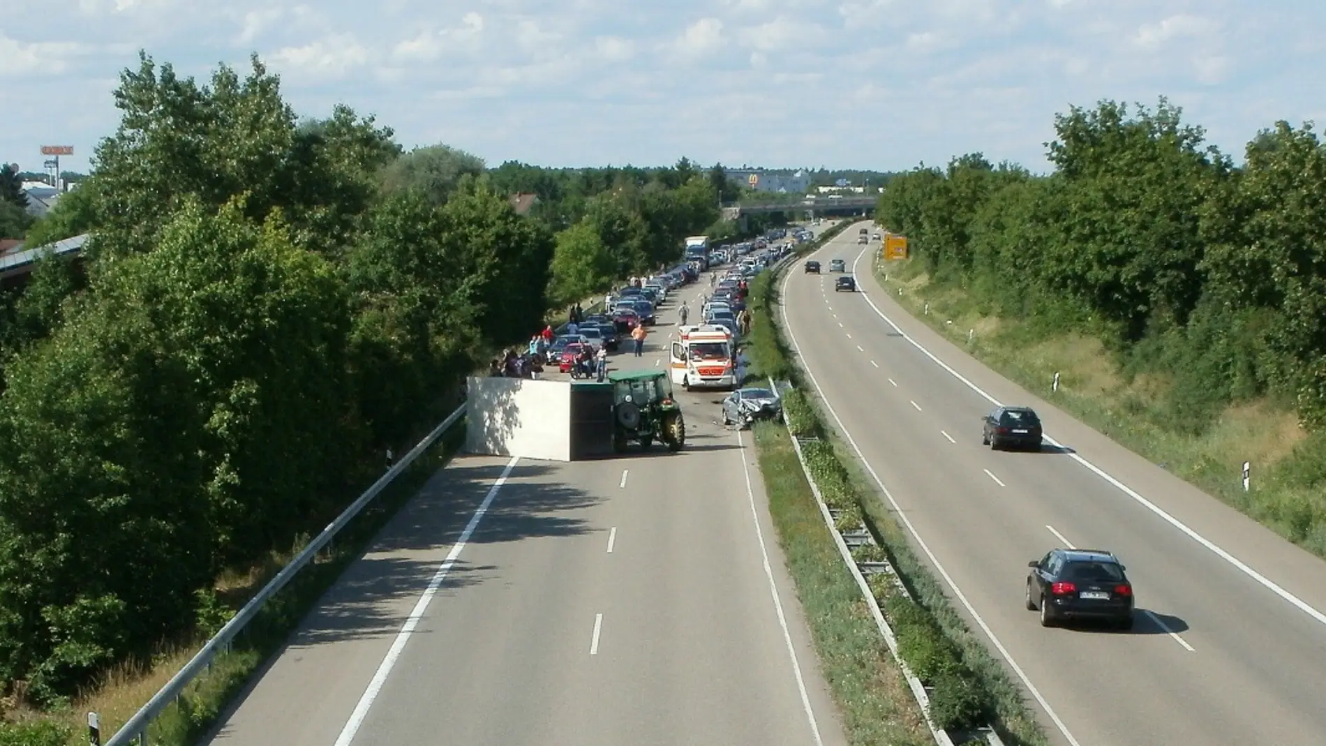 Las distracciones al volante son el factor que provoca más accidentes