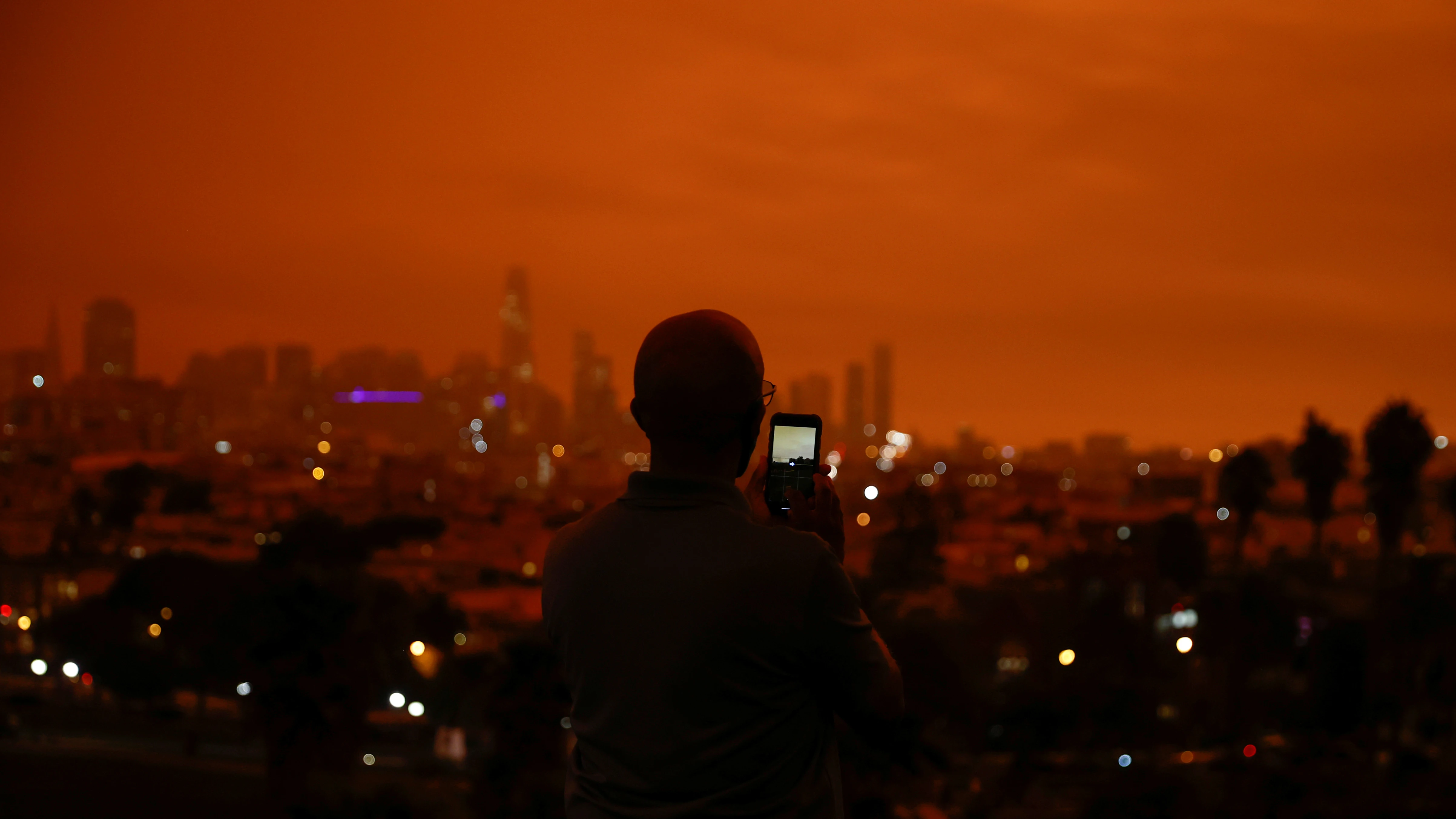 Incendio California, San Francisco cielo naranja 