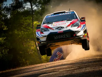 Elfyn Evans se coloca líder del Mundial a falta de dos pruebas Elfyn Evans se coloca líder del Mundial a falta de dos pruebas