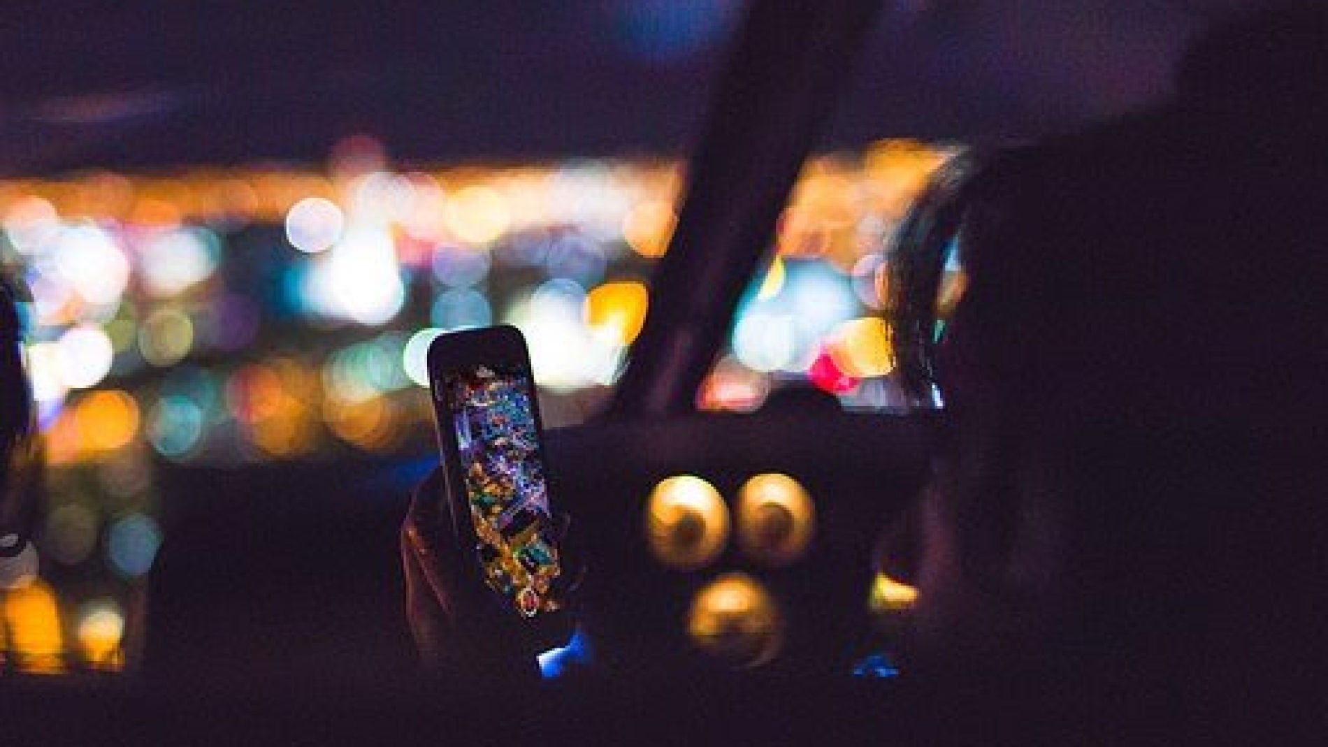 Con esta nueva aplicaci&oacute;n, podremos usar WhatsApp sin dejar de mirar la carretera