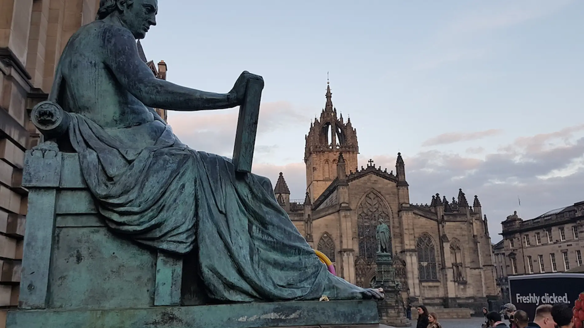 Estatua David Hume