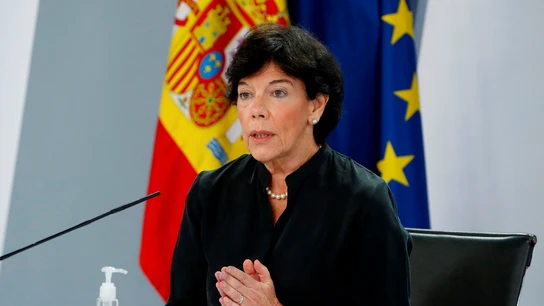 Isabel Celaá, ministra de Educación, en rueda de prensa Isabel Celaá, ministra de Educación, en rueda de prensa