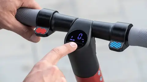 SEAT MÓ eKickScooter 25 SEAT MÓ eKickScooter 25