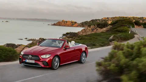 Las versiones E 450 4MATIC podrán llevar la etiqueta ECO Mercedes Clase E Cabrio