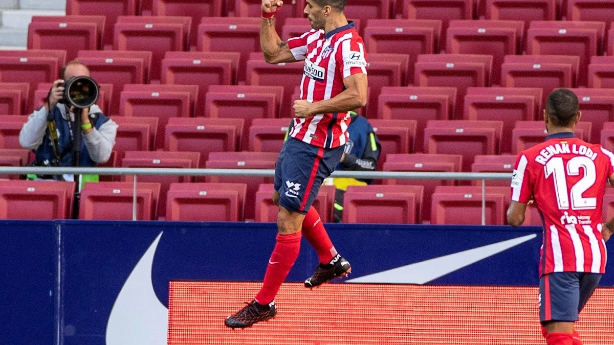 Luis Suárez celebra un gol con el Atlético