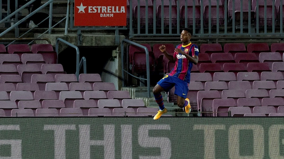 Ansu Fati celebra un gol