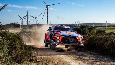 Neuville quiere mantener vivas sus opciones Neuville quiere mantener vivas sus opciones