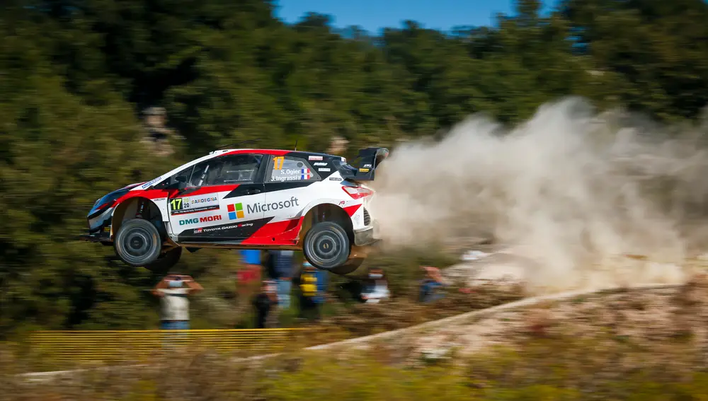  Sébastien Ogier no pudo aguantar la segunda plaza 