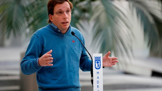 El alcalde de Madrid, José Luis Martínez-Almeida, realiza unas declaraciones a los medios después de recorrer el paseo del Prado El alcalde de Madrid, José Luis Martínez-Almeida, realiza unas declaraciones a los medios.